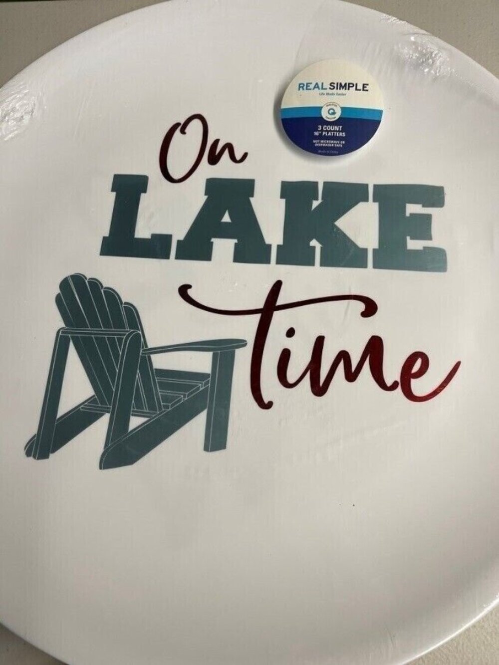 Lake Life Dinner Plates Set - New Plastic Indoor & Outdoor Dining Plates - Picture 2 of 2